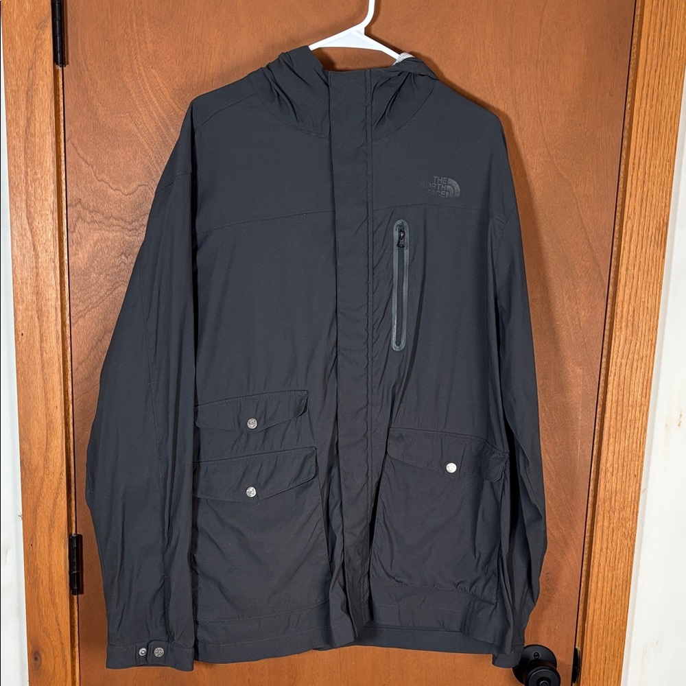 The North Face Men's XXL Light Weight Jacket